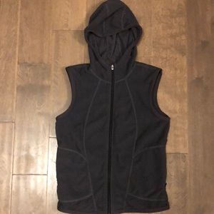 Nike Youth thermafit hooded fleece vest